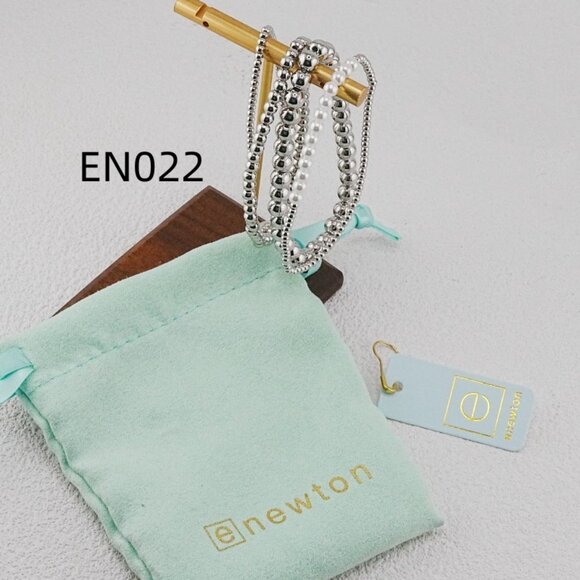 Enewton Platinum Bead & Pearl Bracelet - Picture 2 of 5